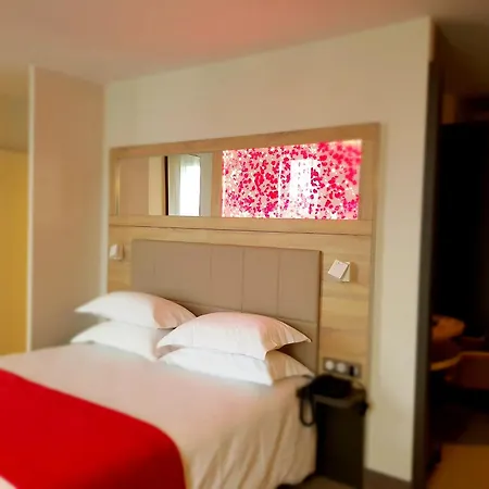Brit Hotel De Grignan Vichy-3