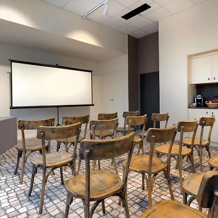 Ibis Vichy-3